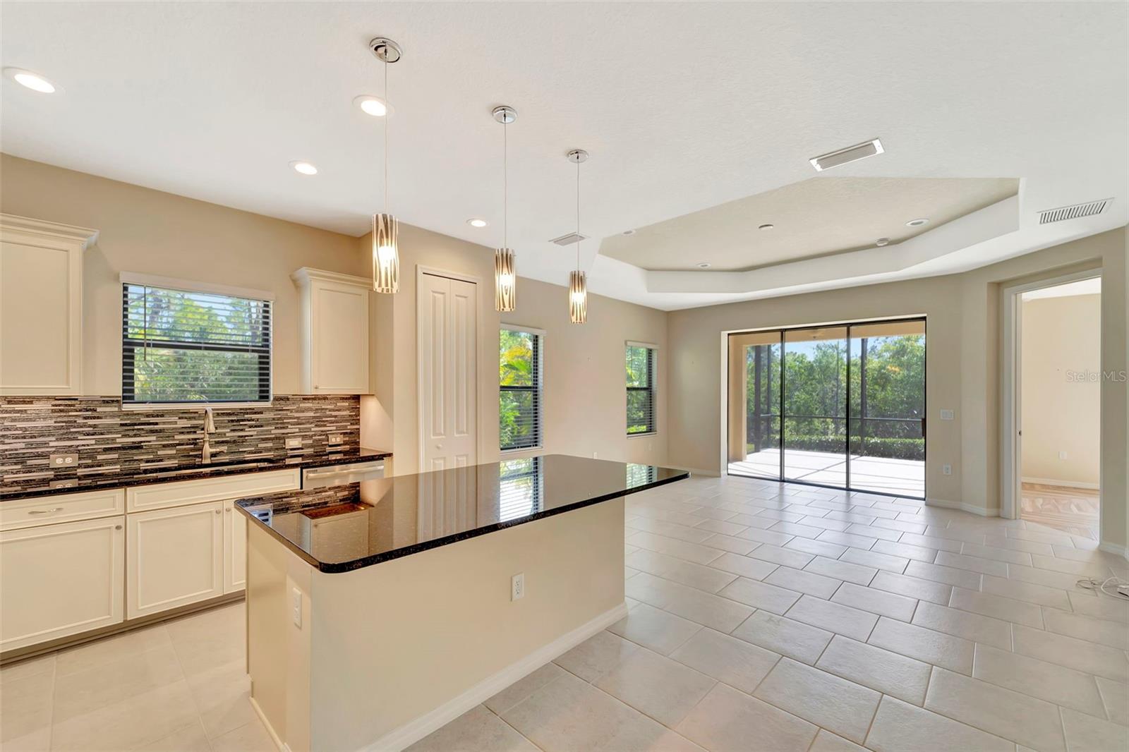 324 CASALINO DR