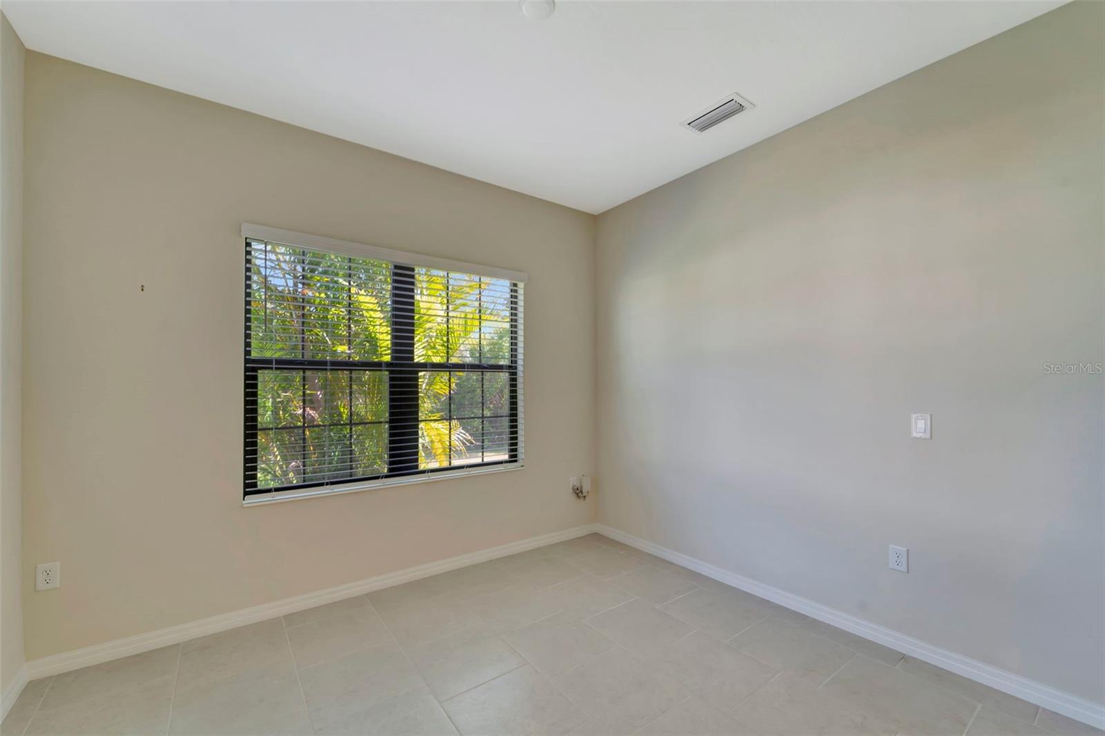 324 CASALINO DR