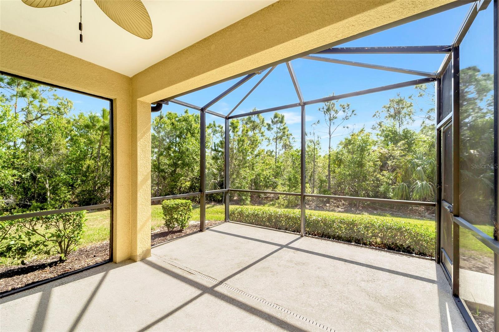324 CASALINO DR