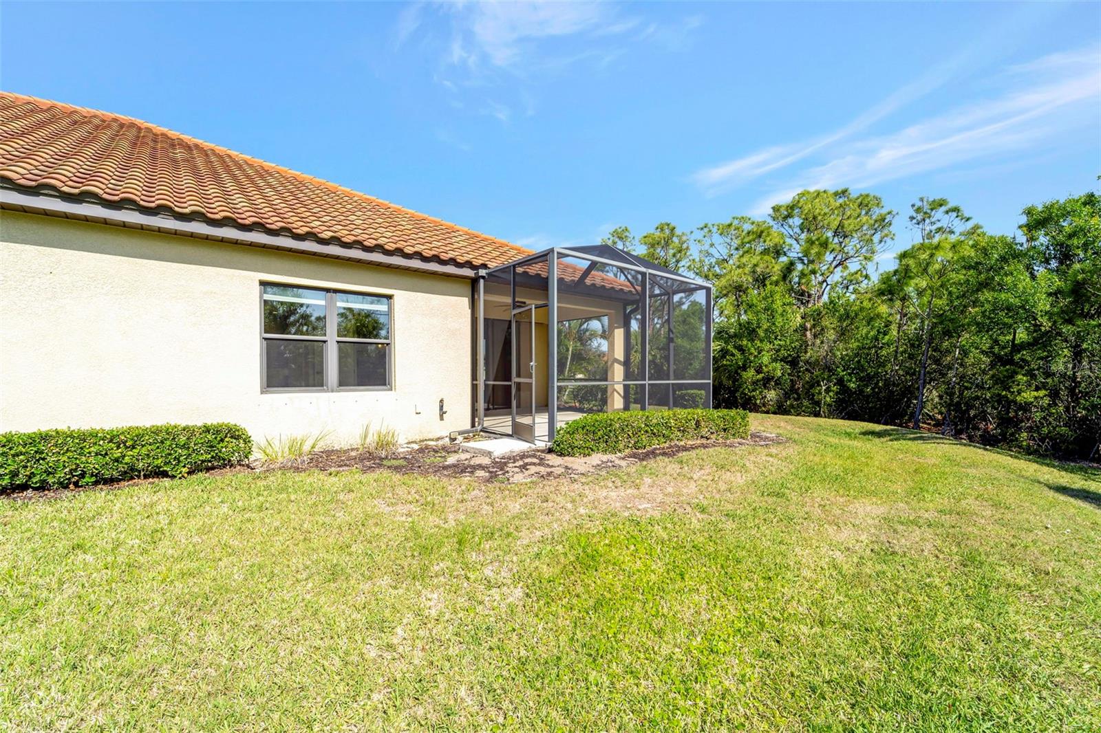 324 CASALINO DR