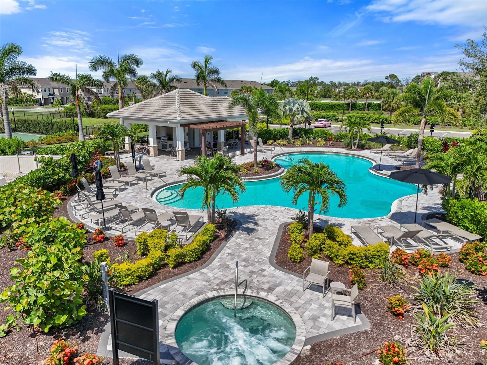 15316 SHADY PALMS LN