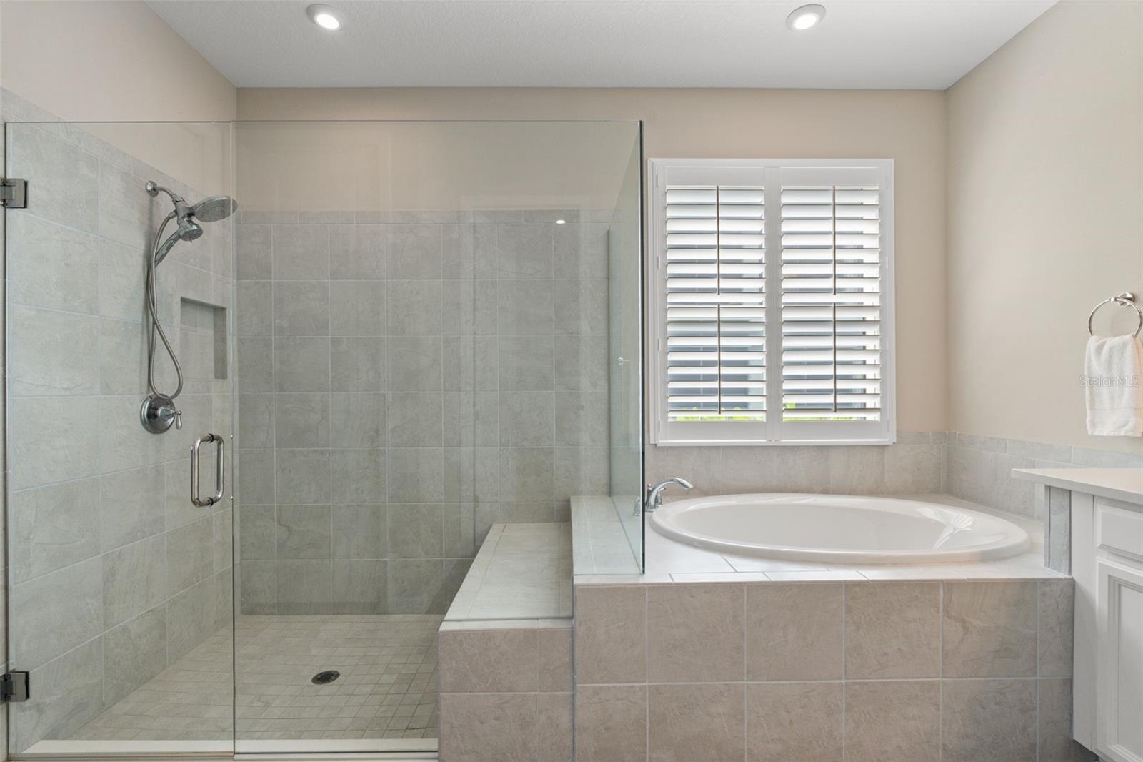 15316 SHADY PALMS LN