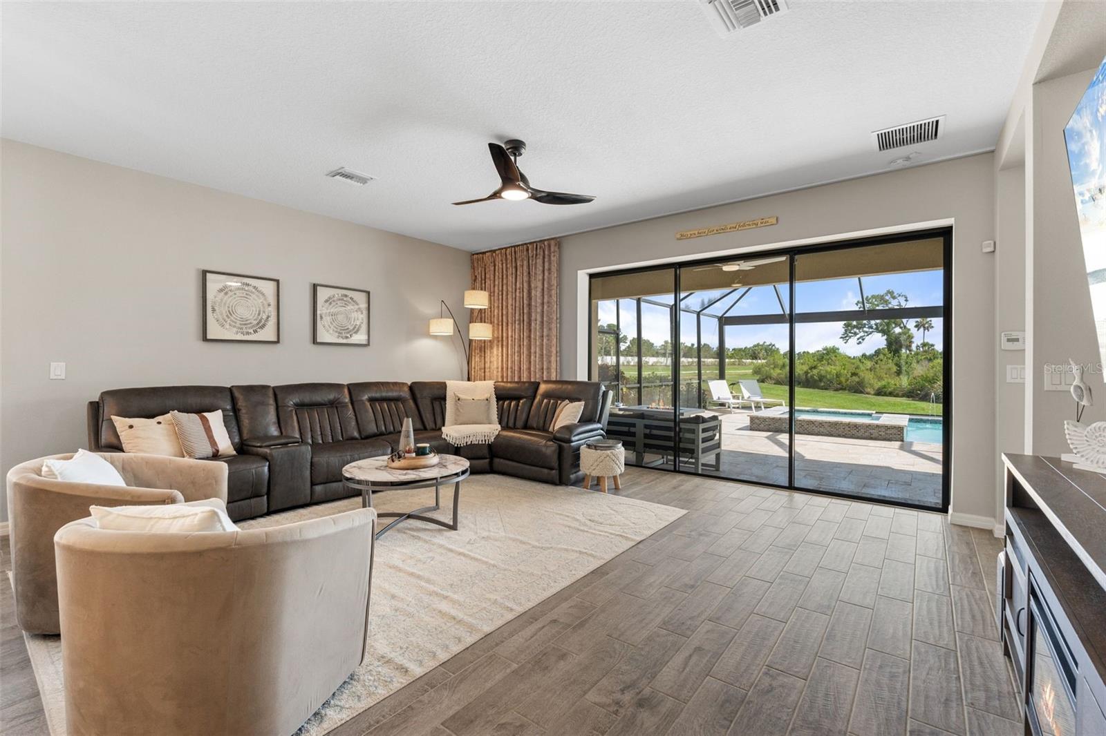 15316 SHADY PALMS LN