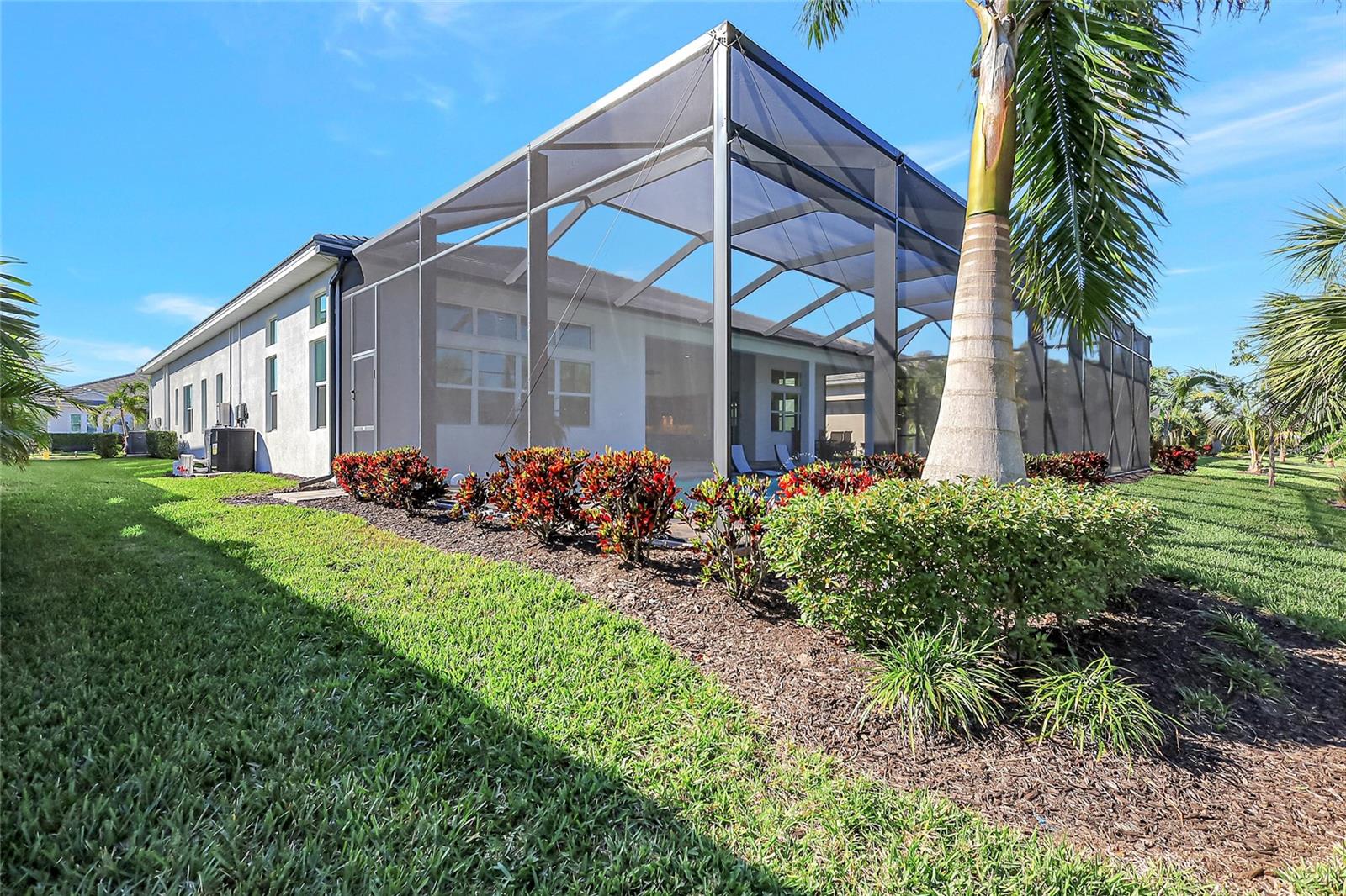 8276 REDONDA LOOP