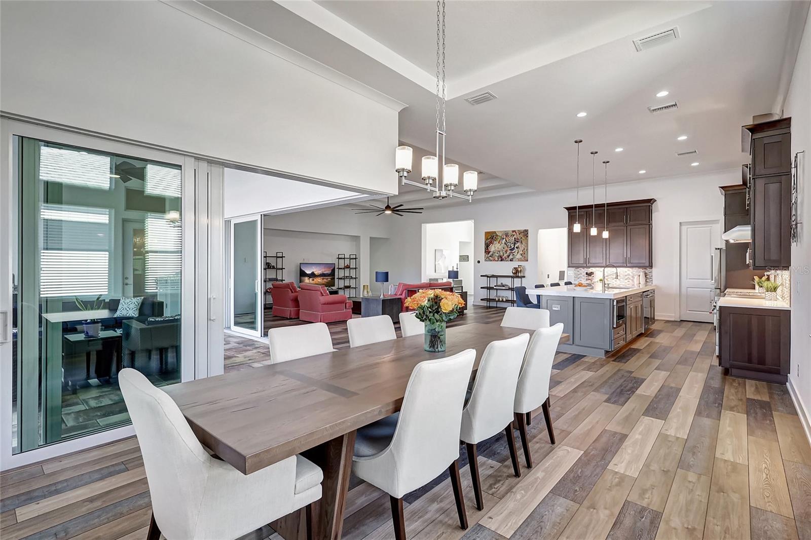 8276 REDONDA LOOP