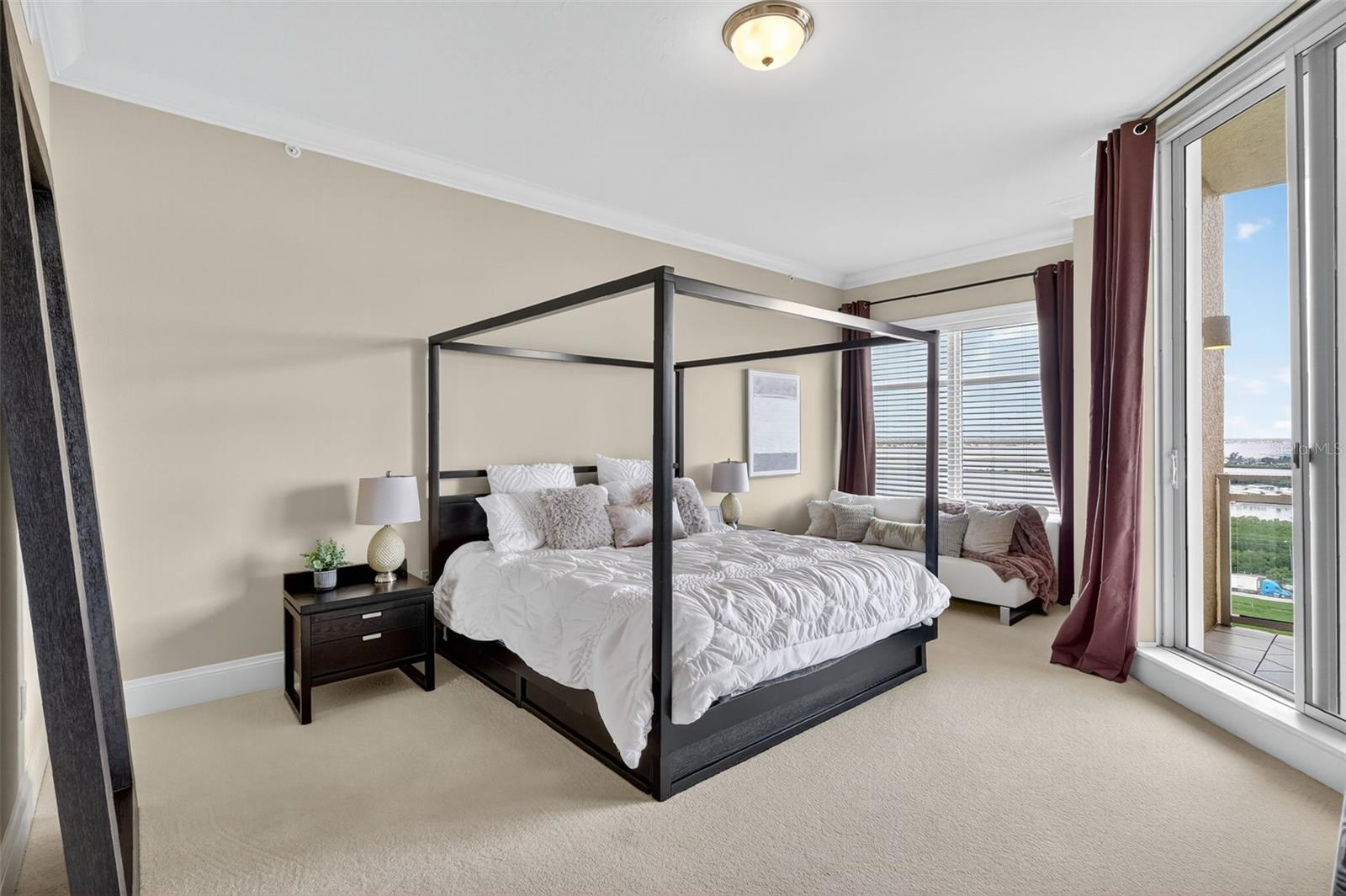 130 RIVIERA DUNES WAY #1104