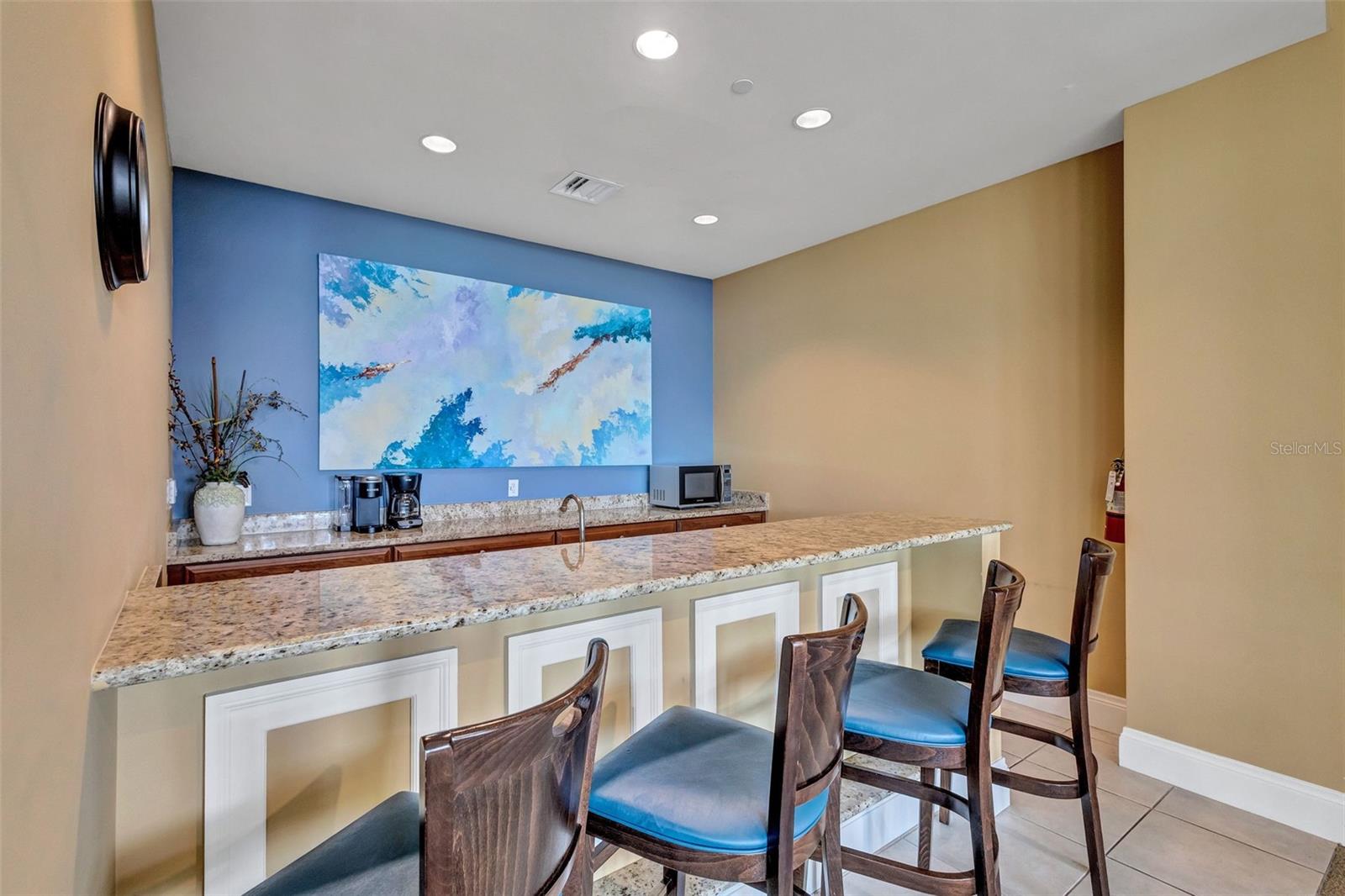 130 RIVIERA DUNES WAY #1104