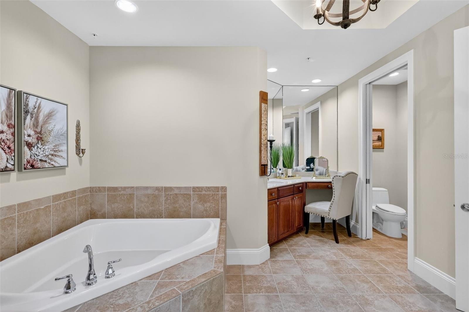 130 RIVIERA DUNES WAY #1104