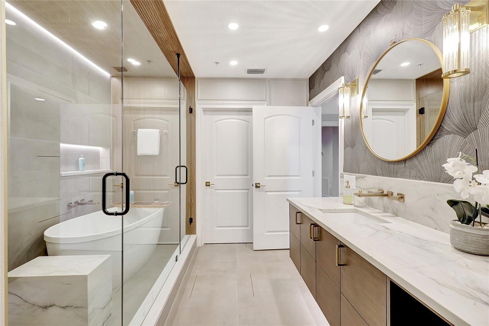 610 RIVIERA DUNES WAY #602