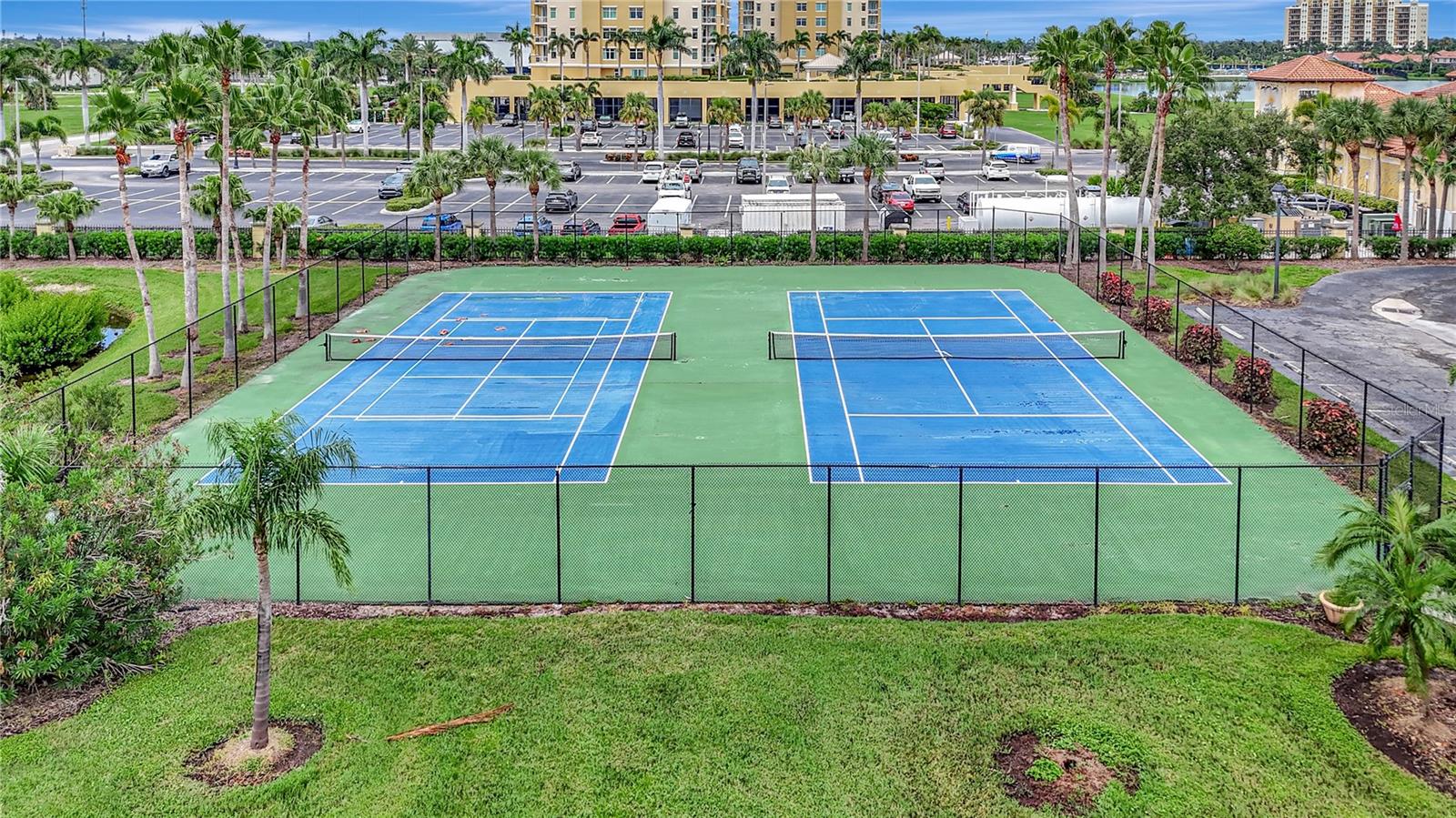 610 RIVIERA DUNES WAY #602