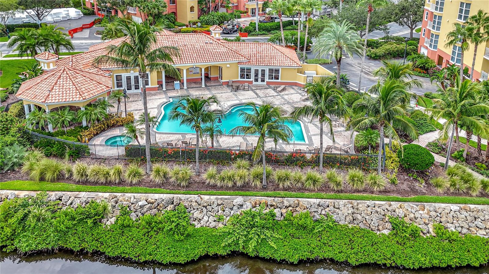 610 RIVIERA DUNES WAY #602