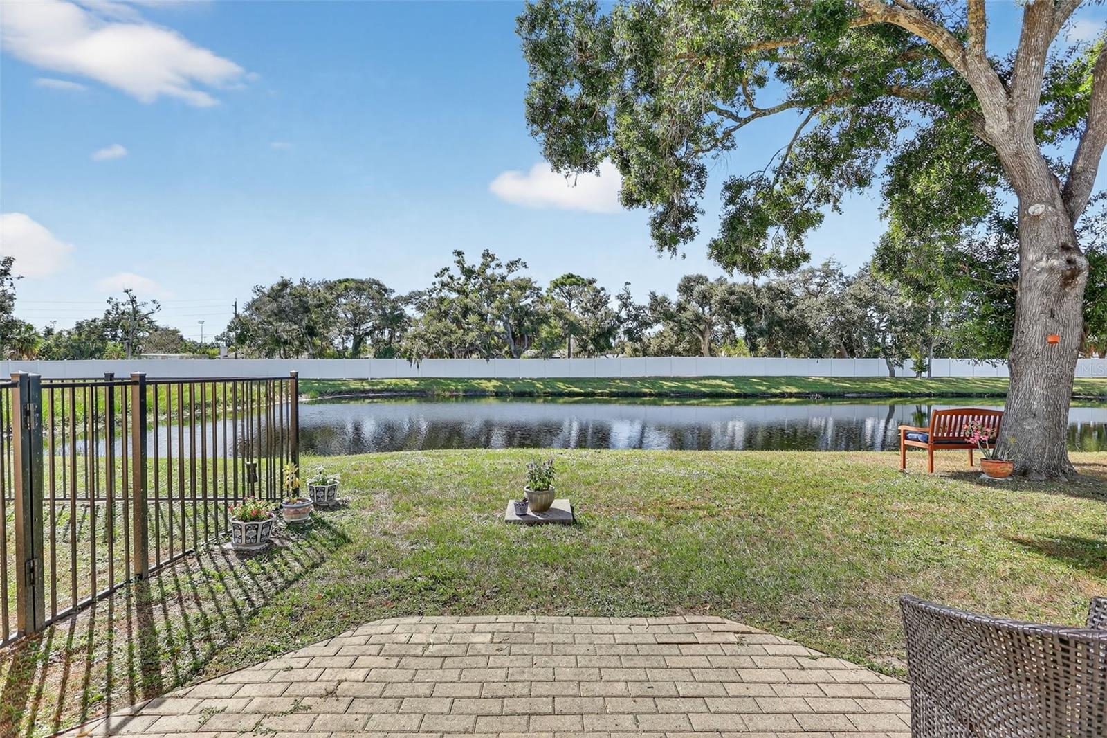 1058 WHITEGATE CT