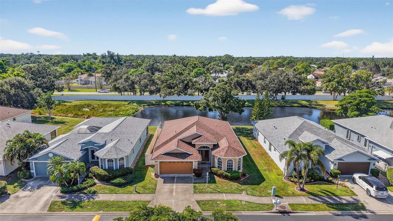 1058 WHITEGATE CT