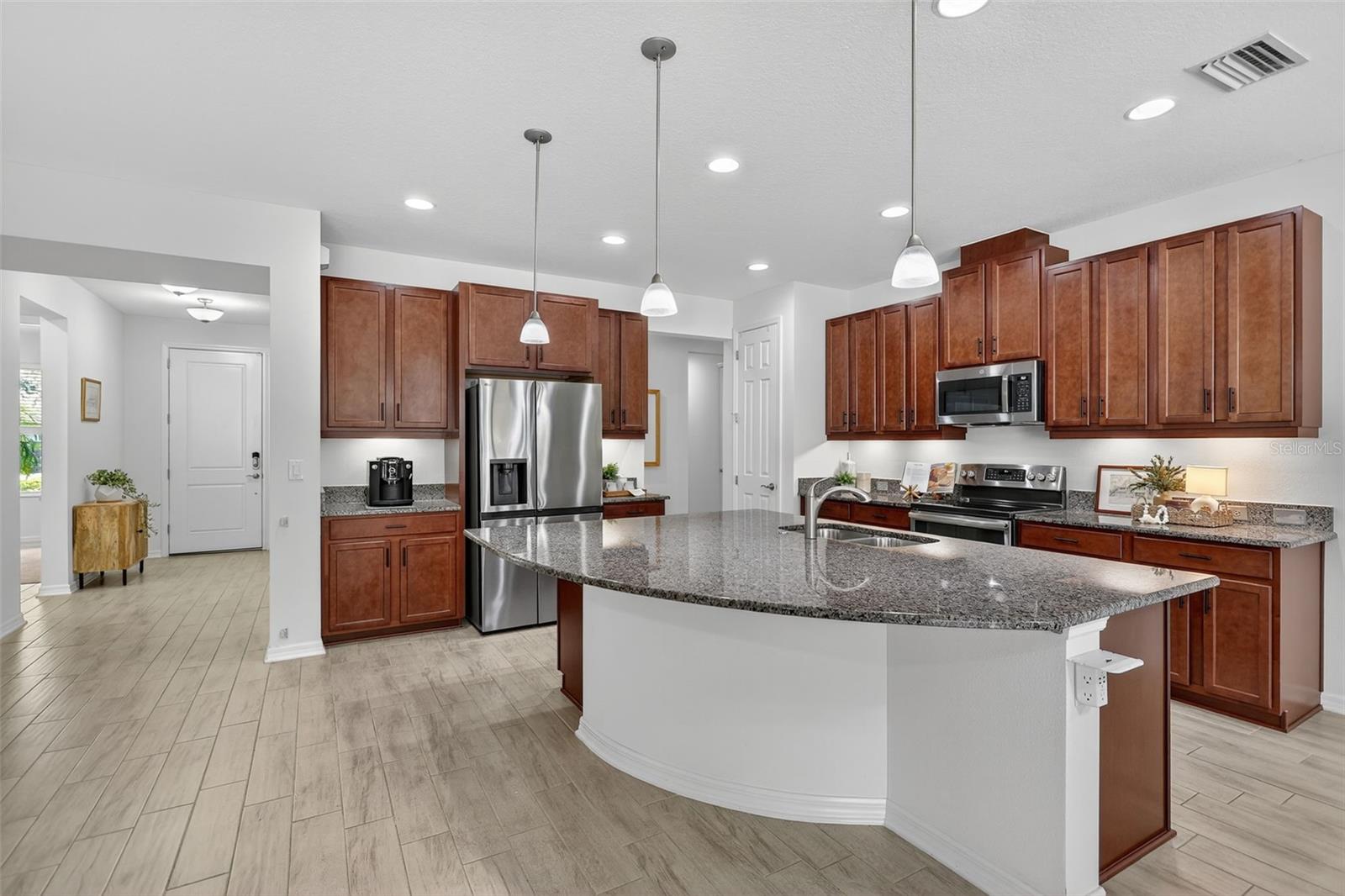 2123 SYLVAN LEA DR