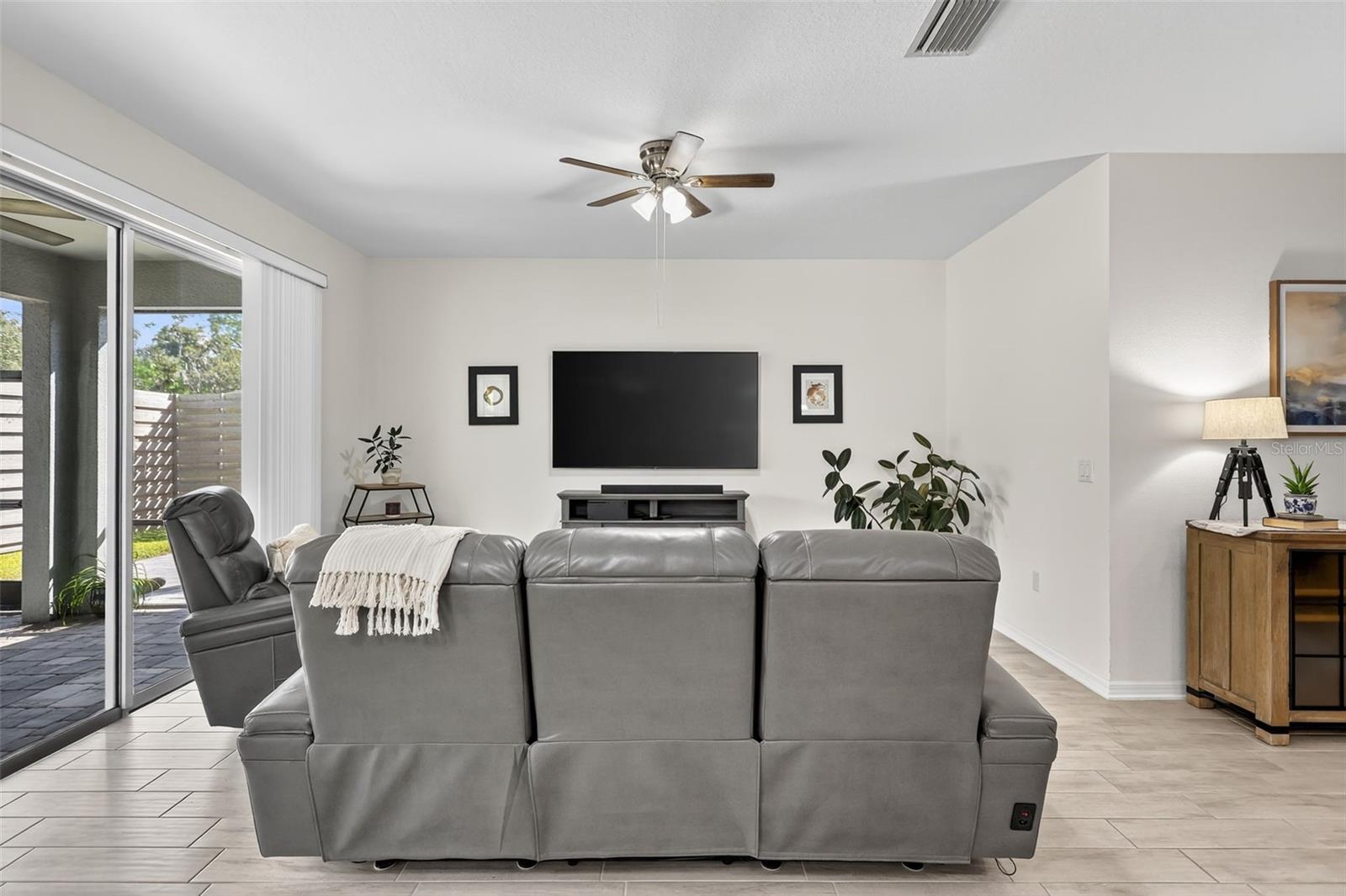 2123 SYLVAN LEA DR