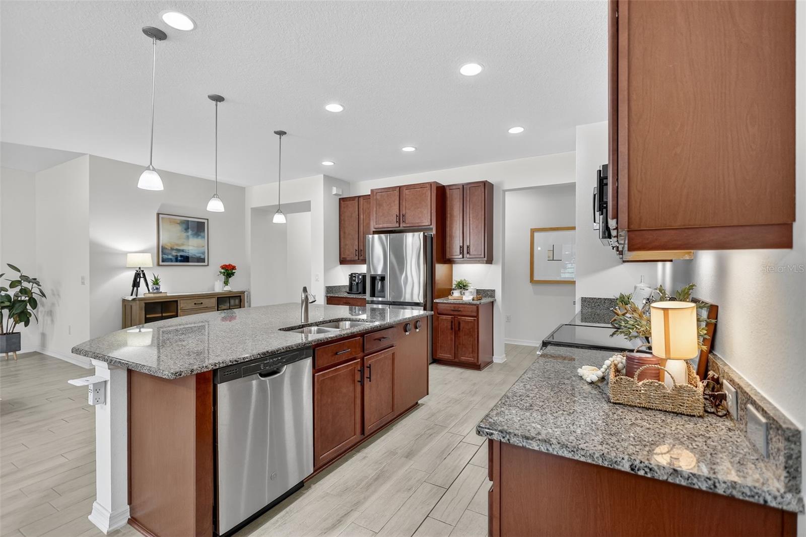 2123 SYLVAN LEA DR