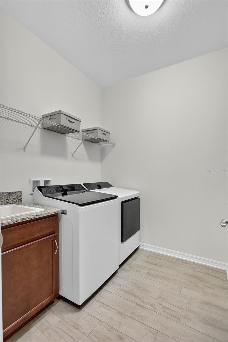 2123 SYLVAN LEA DR