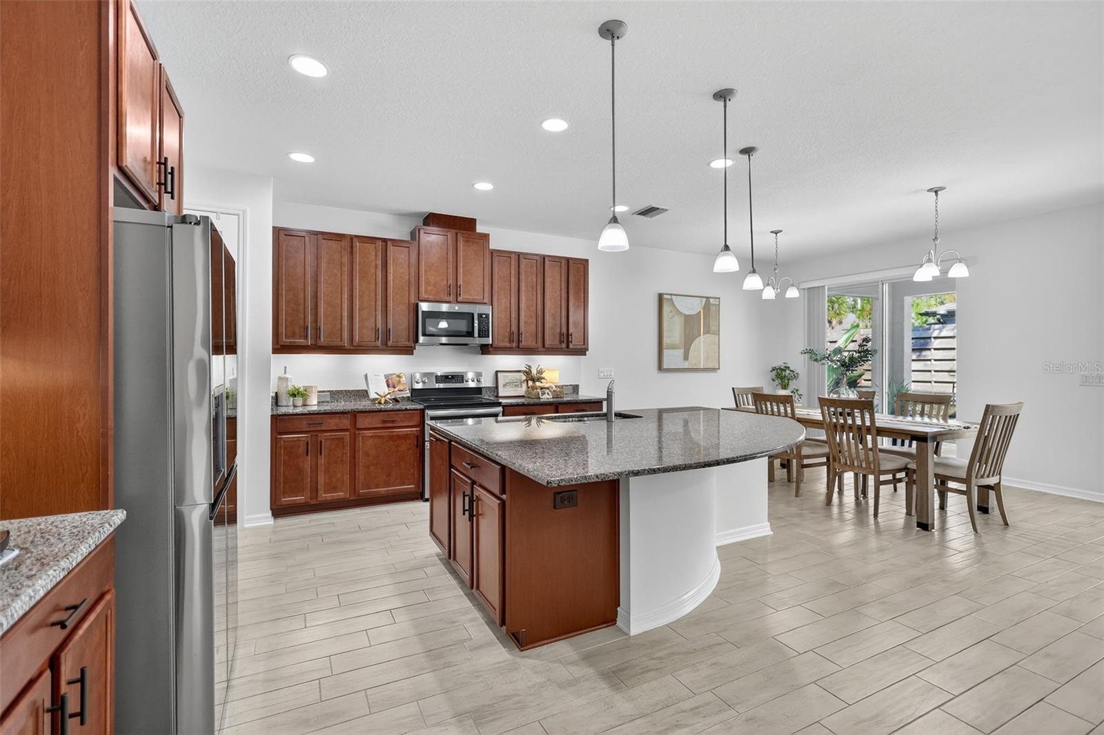 2123 SYLVAN LEA DR