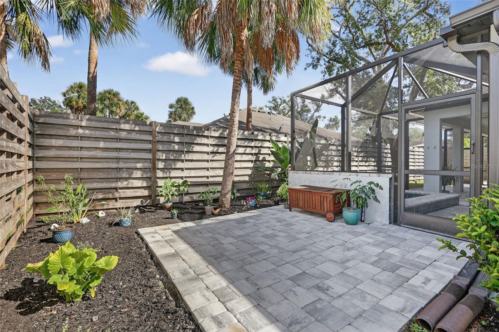2123 SYLVAN LEA DR
