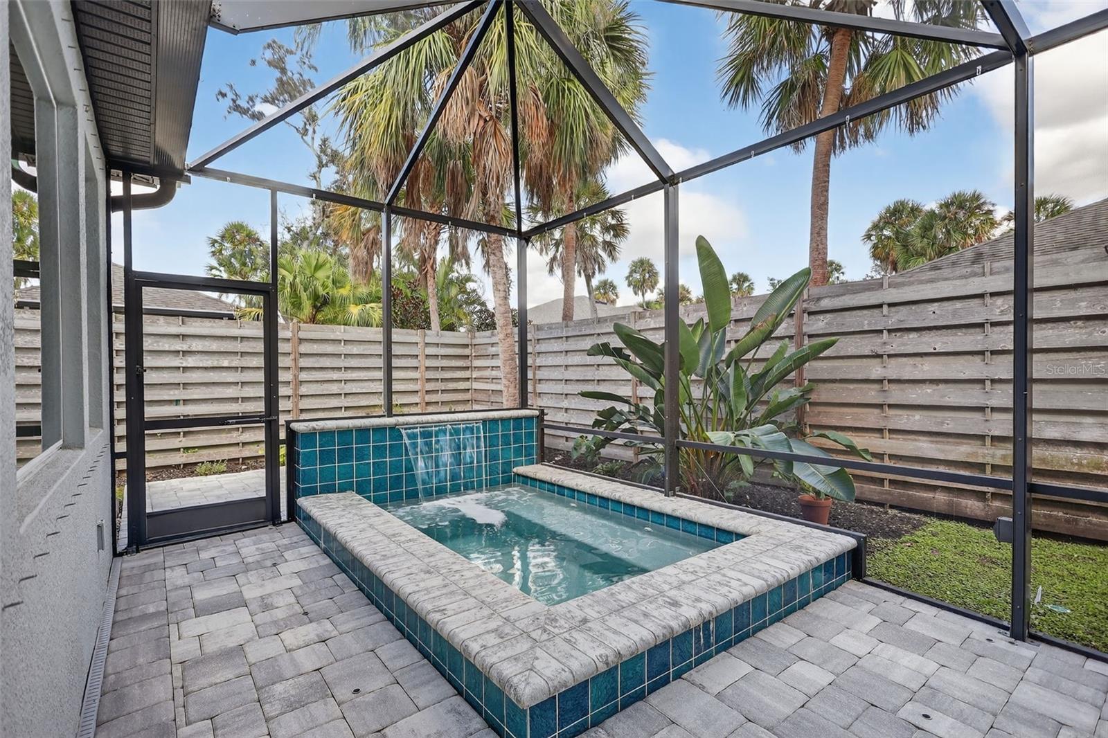 2123 SYLVAN LEA DR
