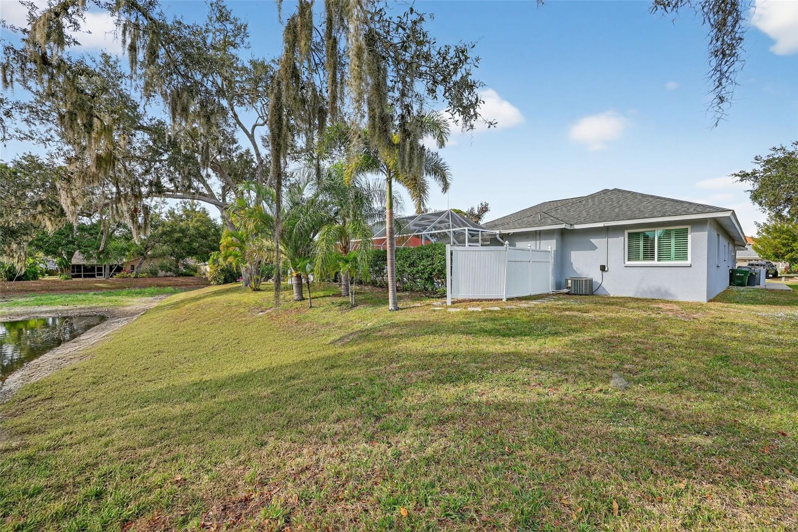 5722 FERN OAK CT