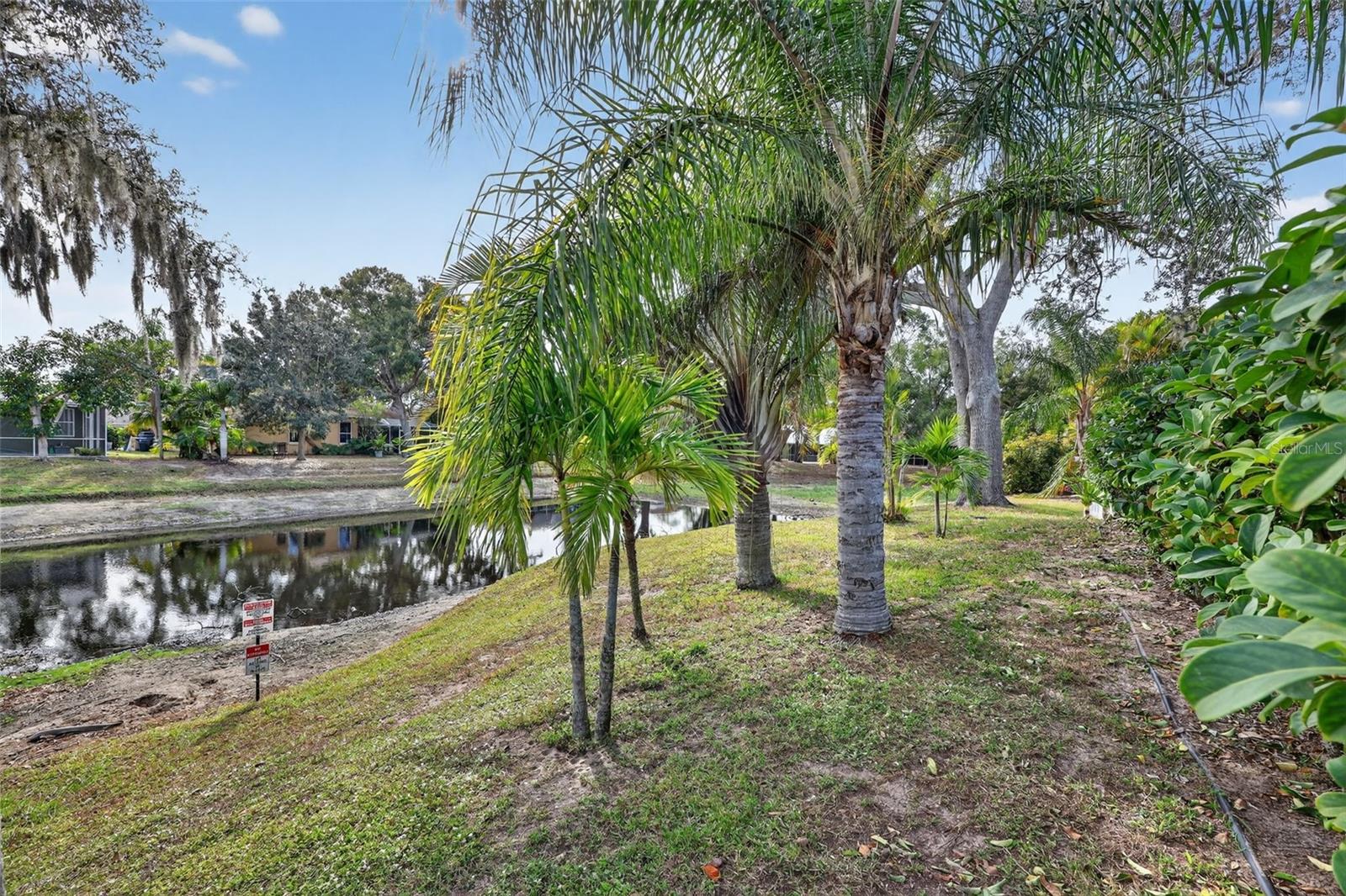 5722 FERN OAK CT