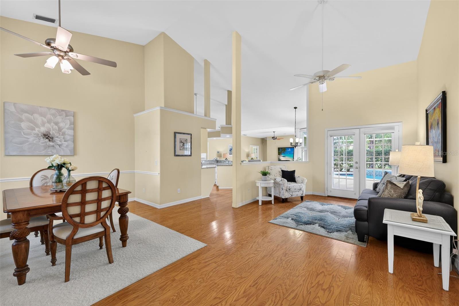5722 FERN OAK CT
