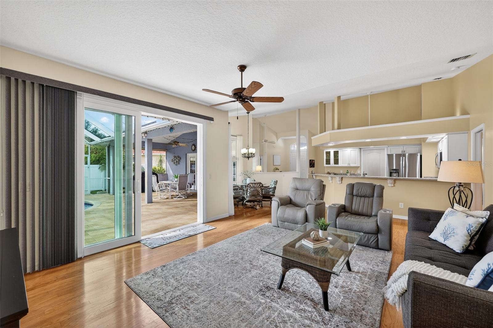 5722 FERN OAK CT