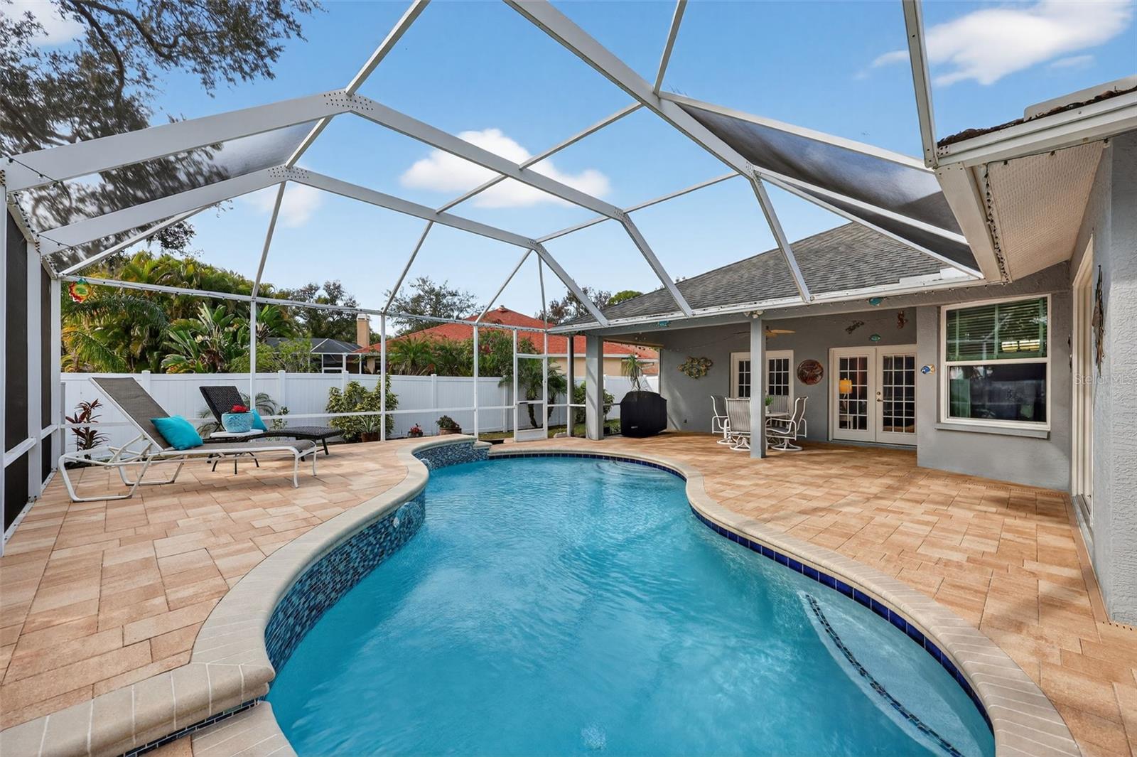 5722 FERN OAK CT