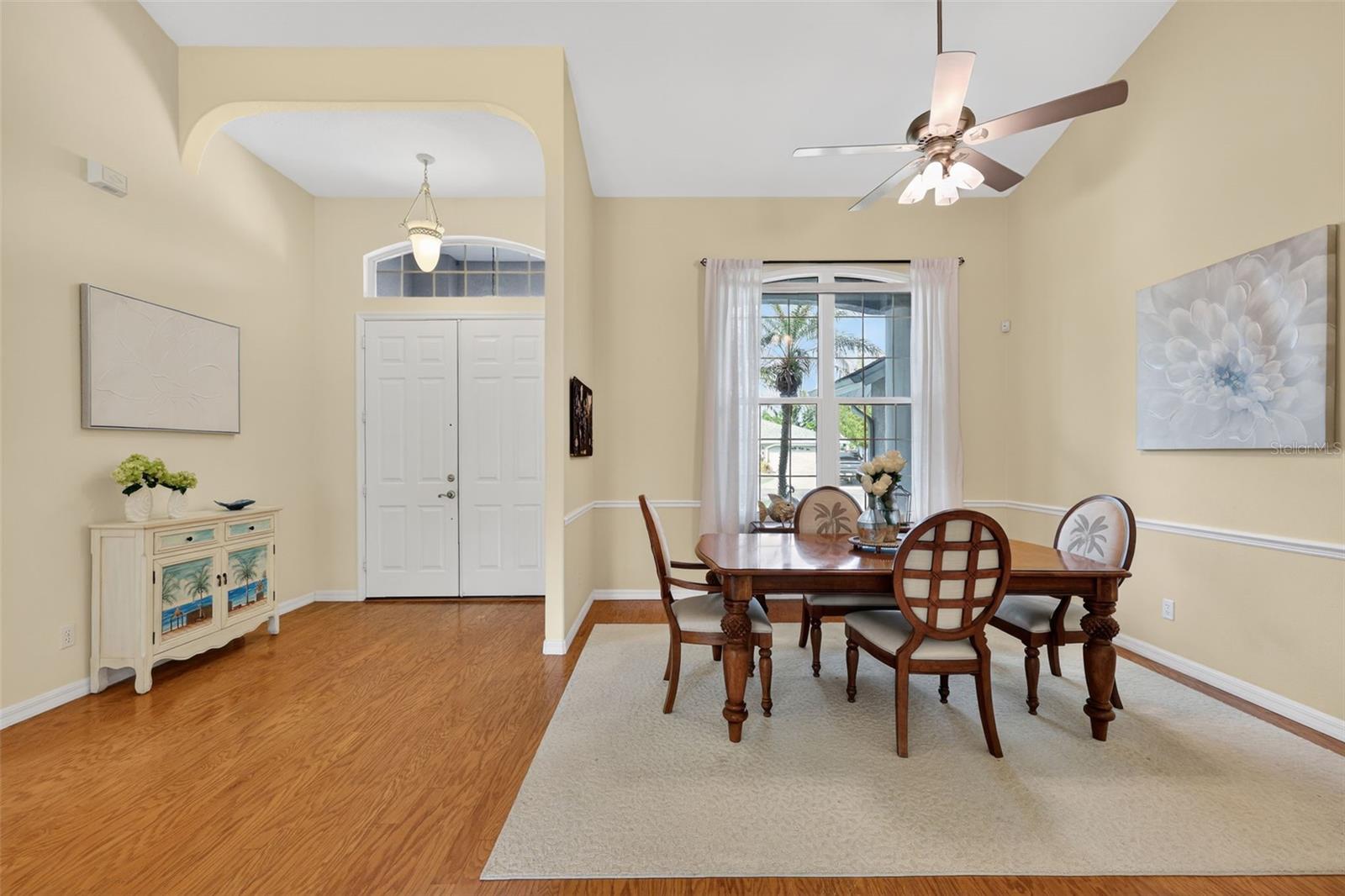 5722 FERN OAK CT