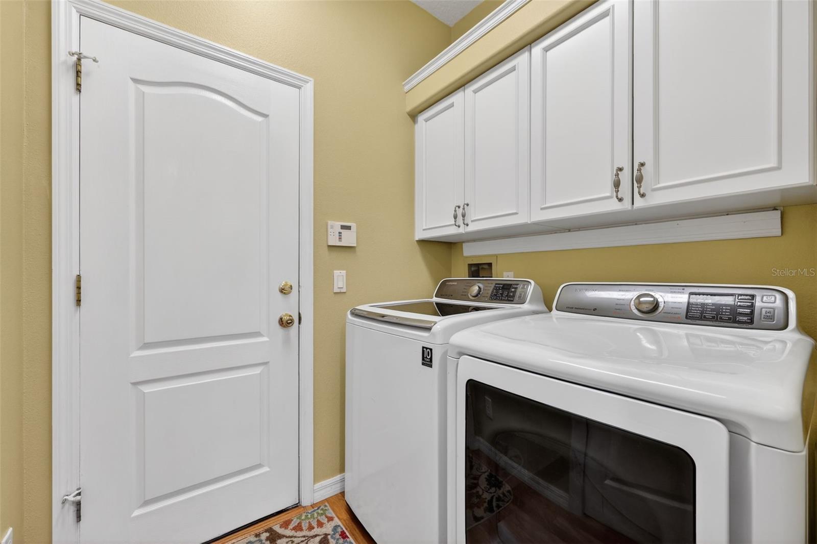 5722 FERN OAK CT