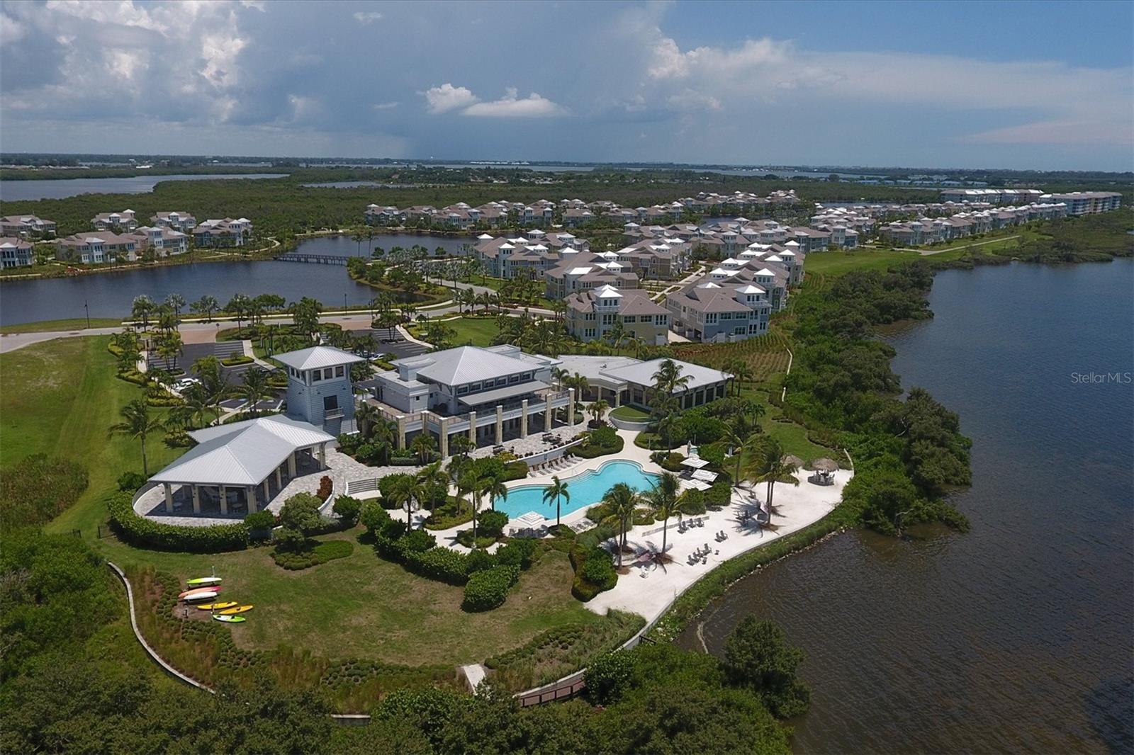 295 COMPASS POINT DR #201