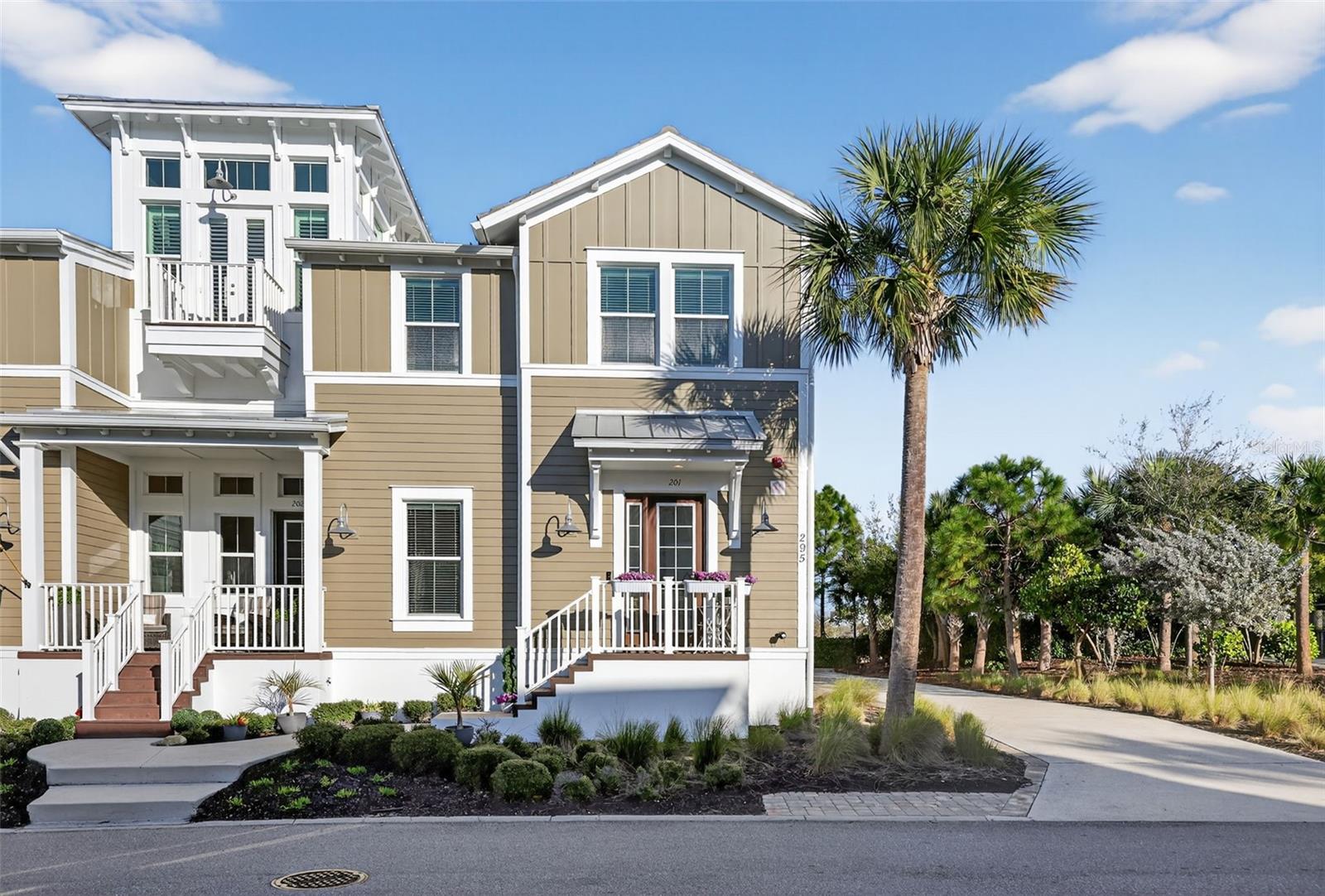 295 COMPASS POINT DR #201