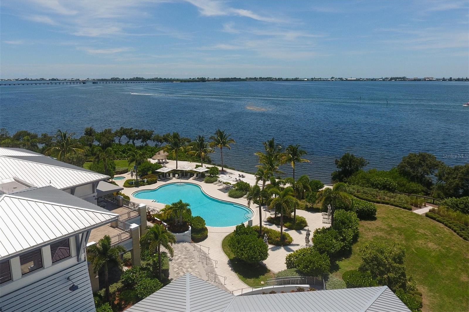 295 COMPASS POINT DR #201