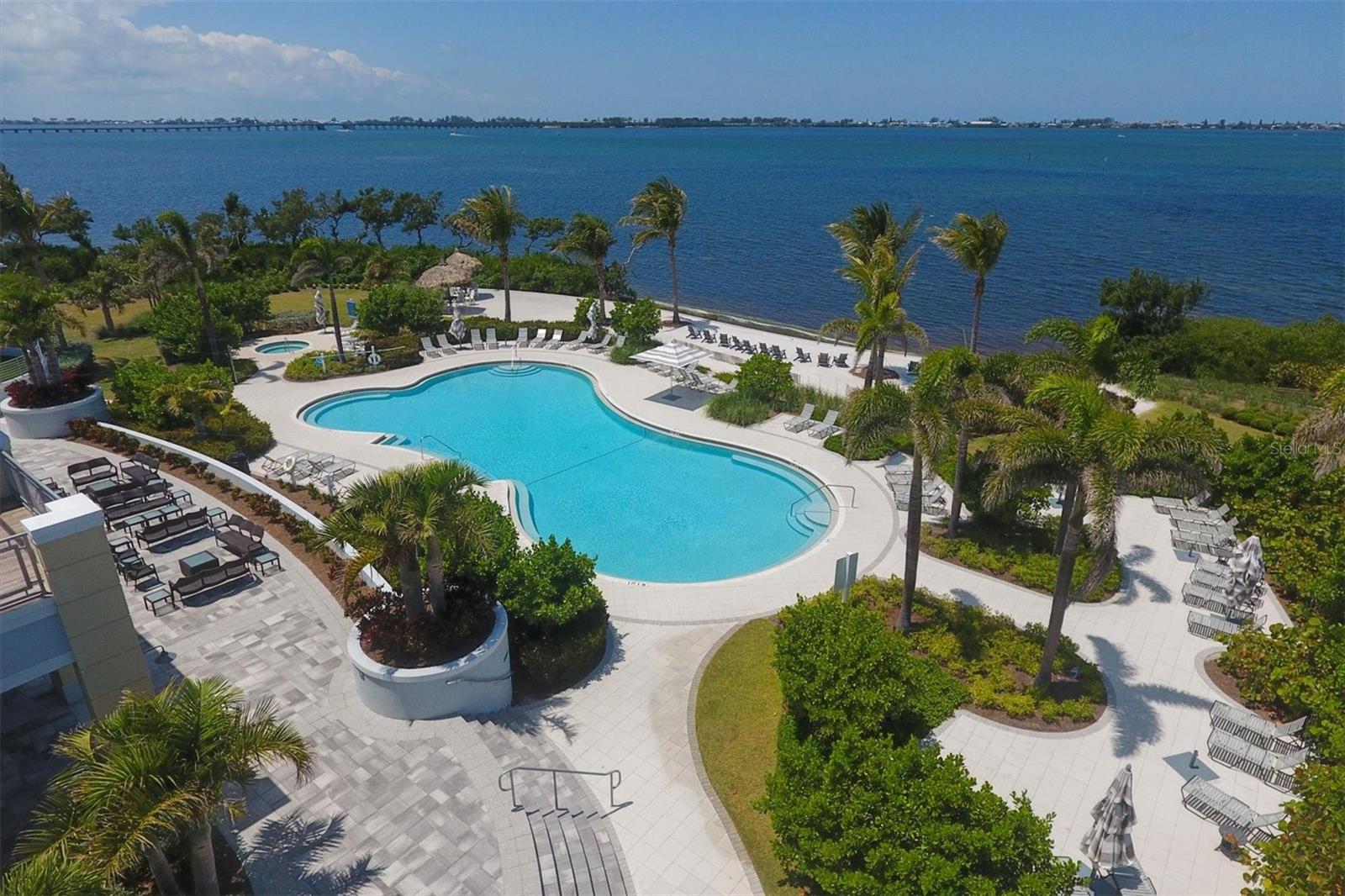 295 COMPASS POINT DR #201