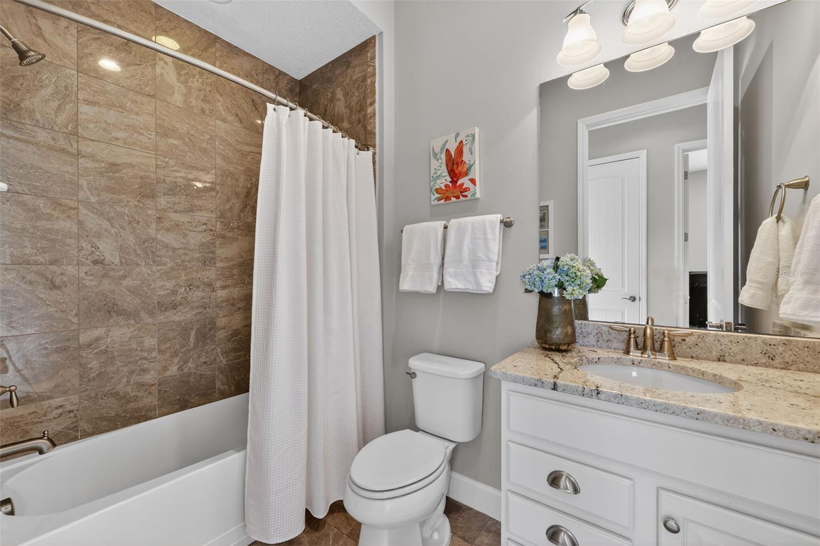 295 COMPASS POINT DR #201