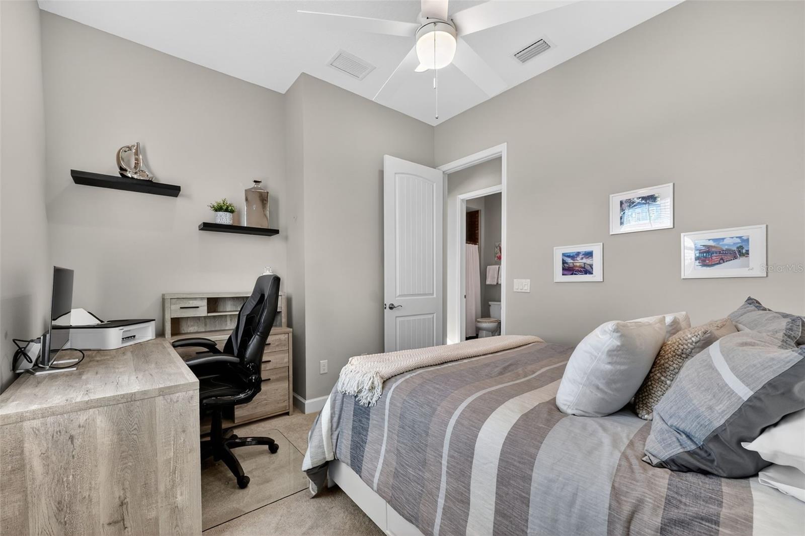 295 COMPASS POINT DR #201