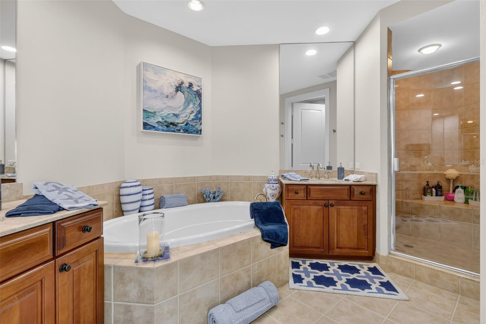 130 RIVIERA DUNES WAY #506