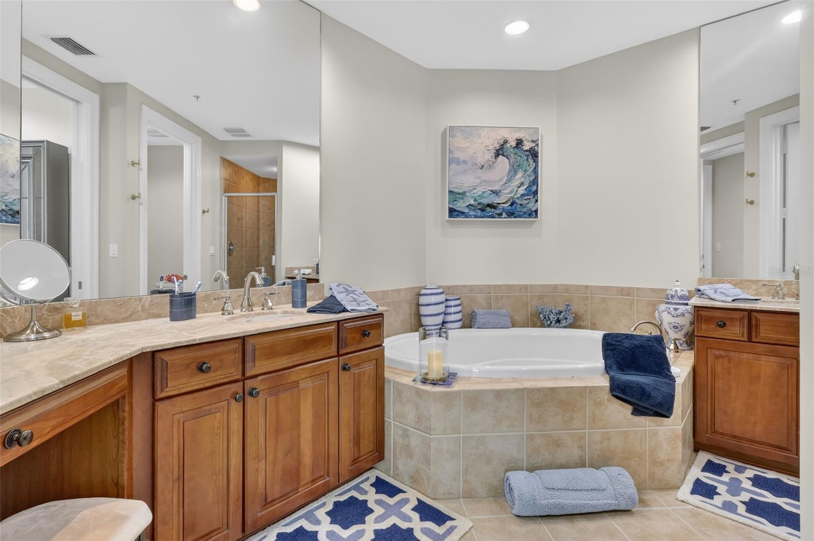 130 RIVIERA DUNES WAY #506