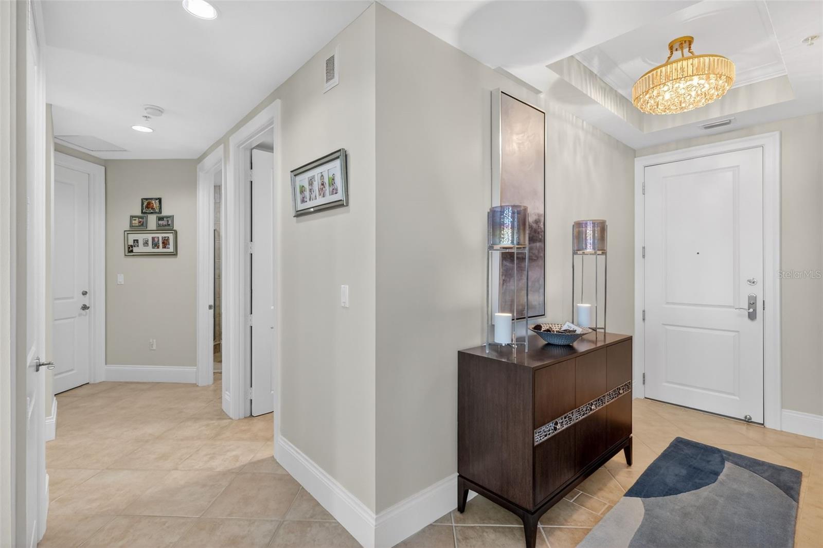 130 RIVIERA DUNES WAY #506