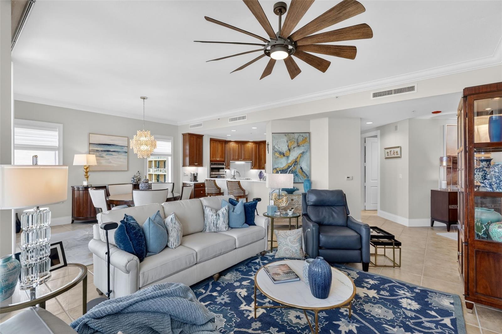 130 RIVIERA DUNES WAY #506