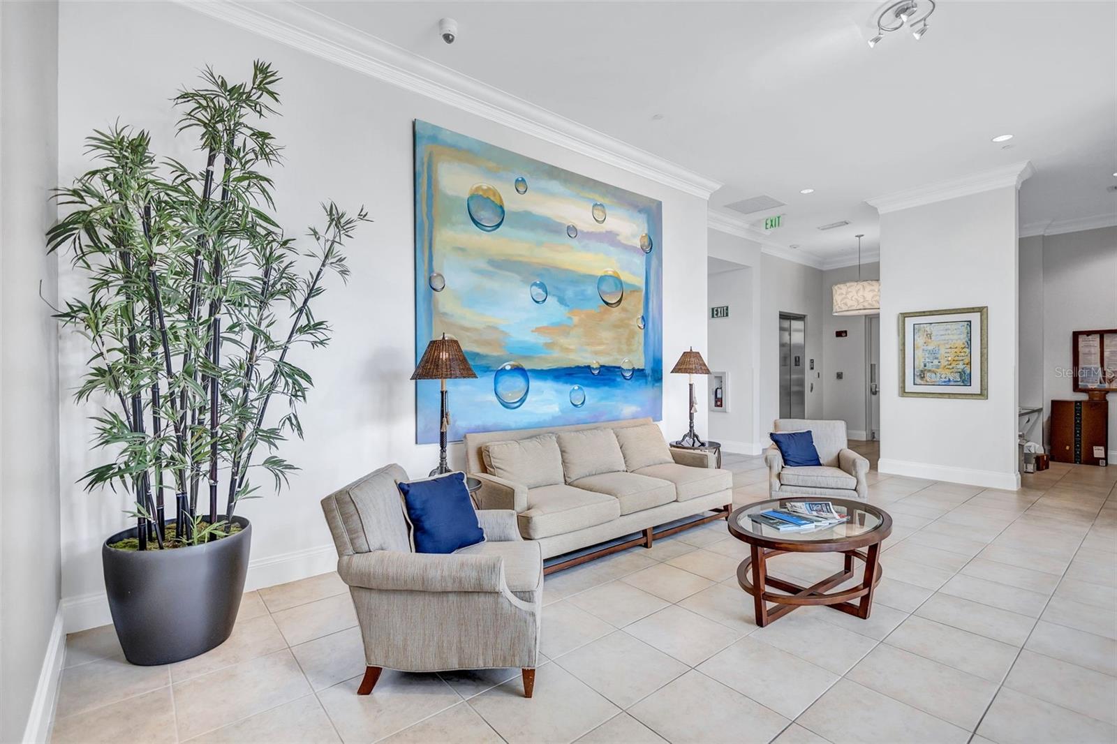 130 RIVIERA DUNES WAY #506