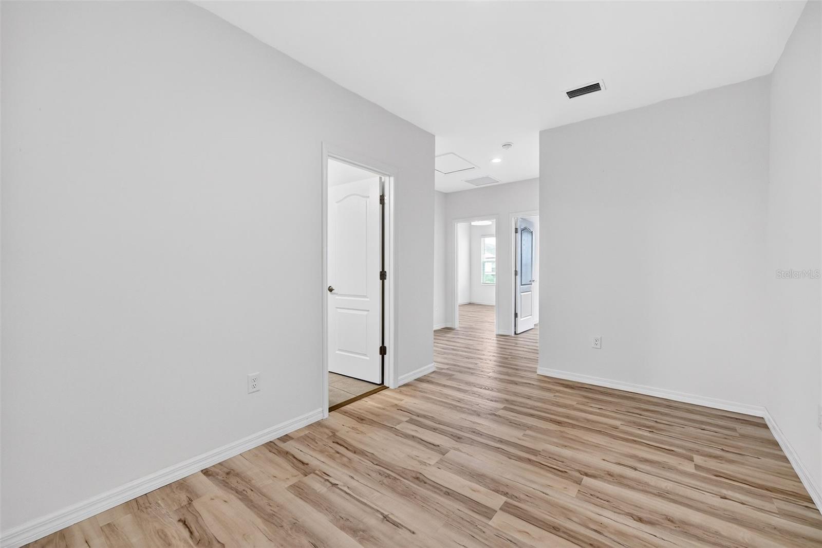 8667 CANYON CREEK TRL