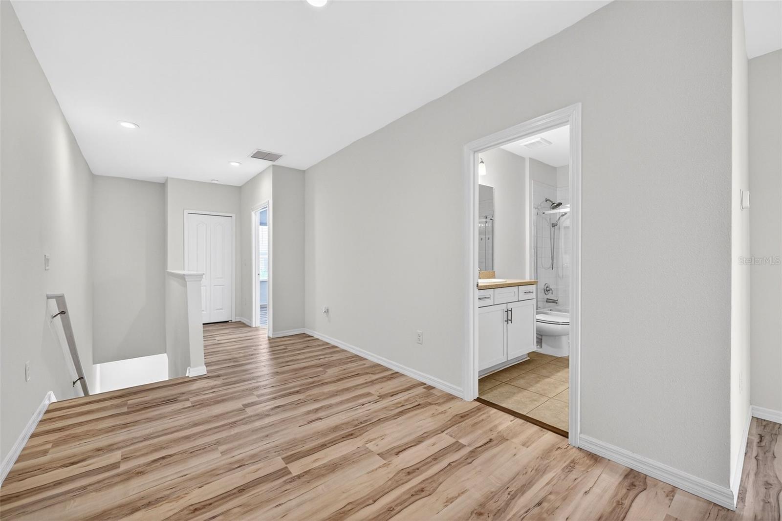 8667 CANYON CREEK TRL