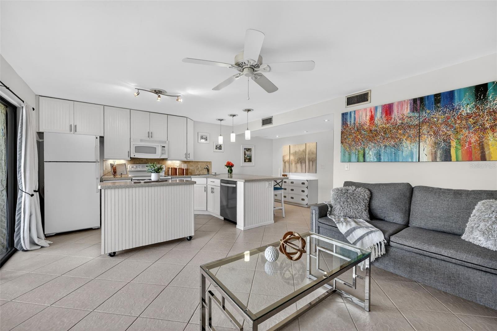 3061 QUAIL HOLW ## 35