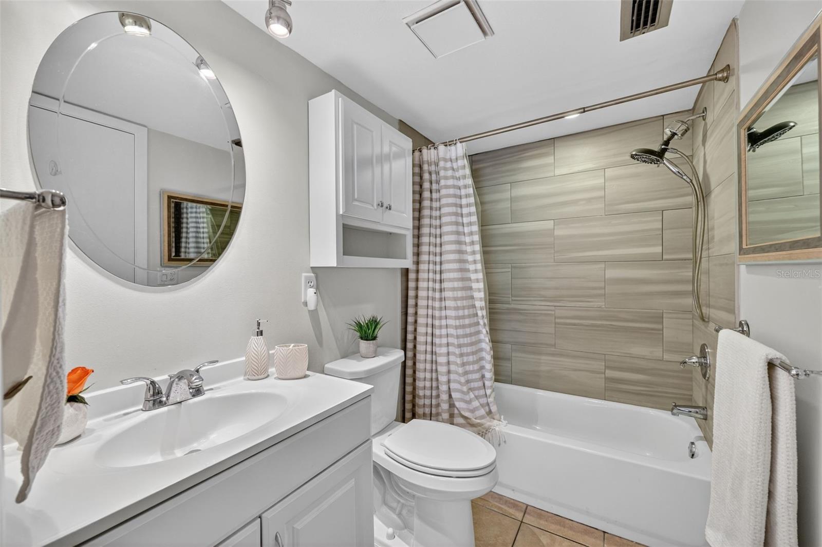 3061 QUAIL HOLW ## 35