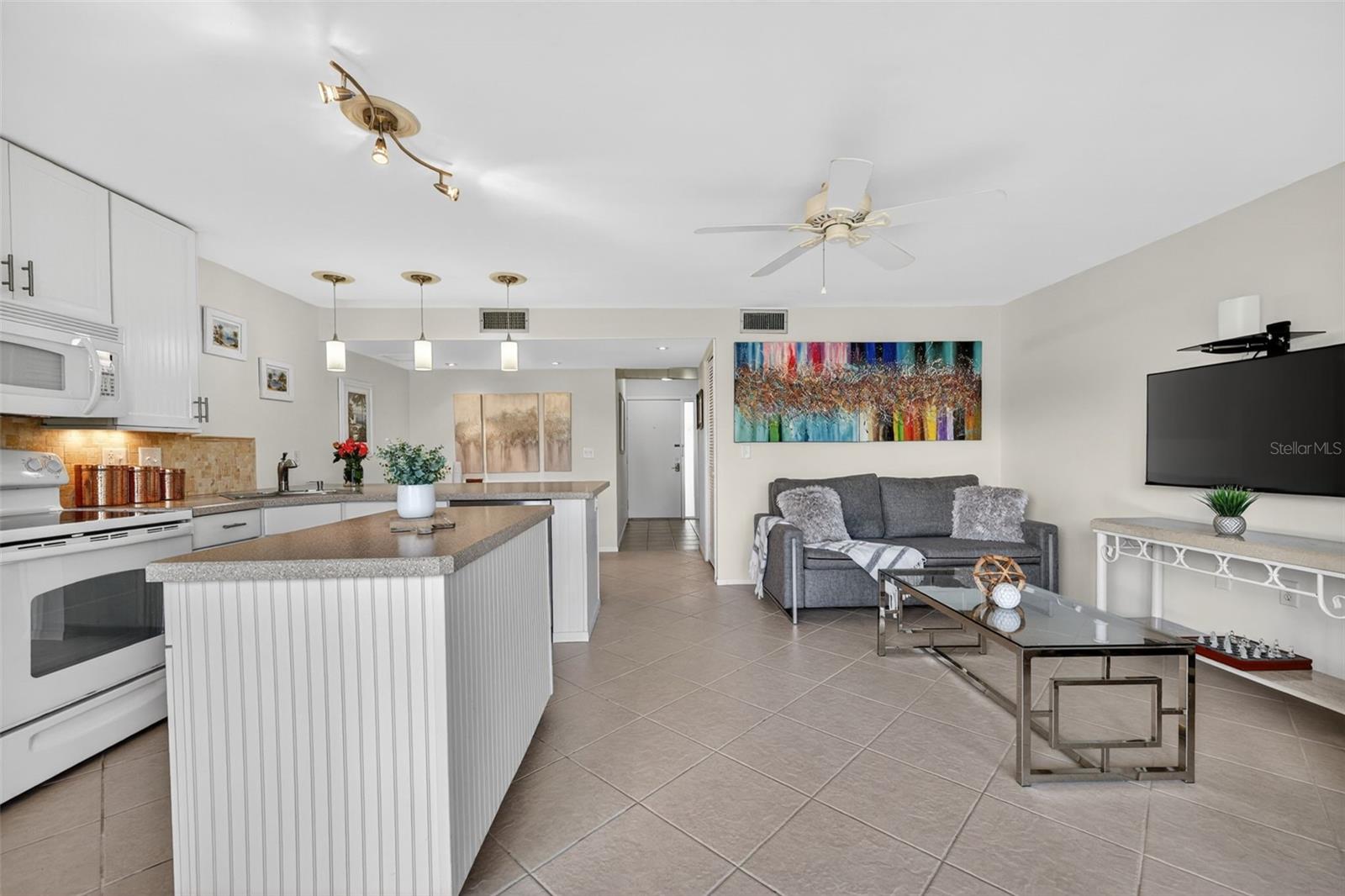 3061 QUAIL HOLW ## 35