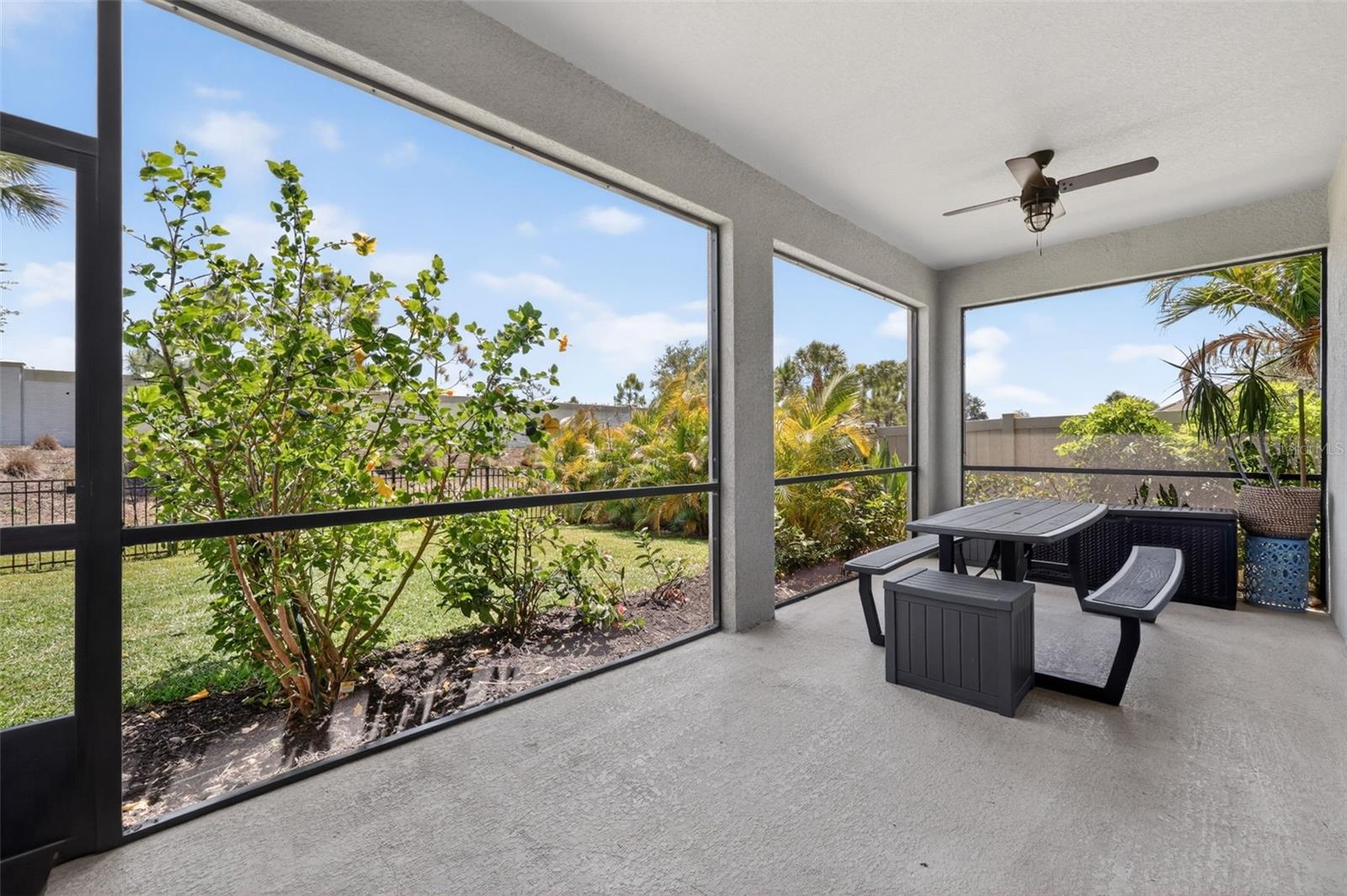 5667 WOODLAND SAGE DR