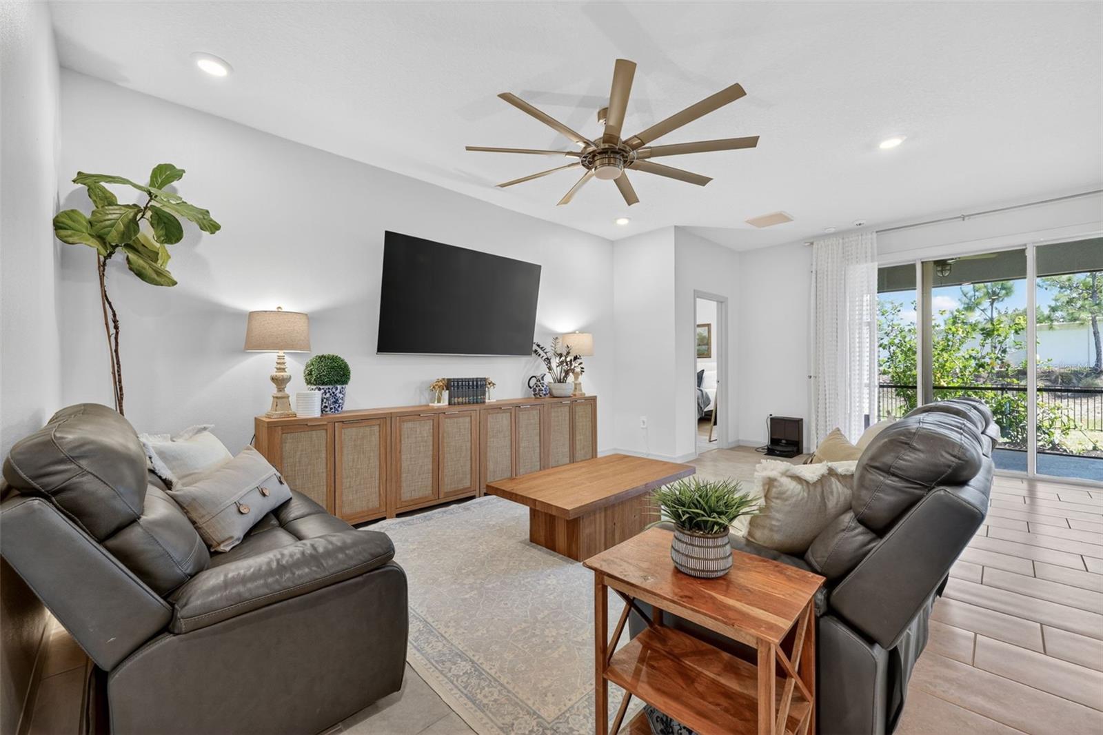 5667 WOODLAND SAGE DR