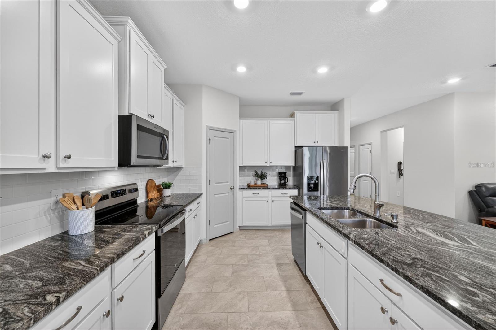 5667 WOODLAND SAGE DR